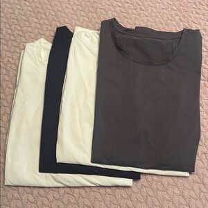 Men’s Sleeveless Tank Bundle - size XL